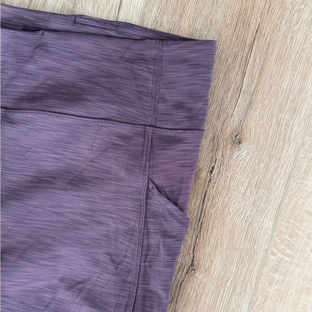 Lululemon Invigorate High-Rise Crop 23 Size 10 - Picture 2 of 5